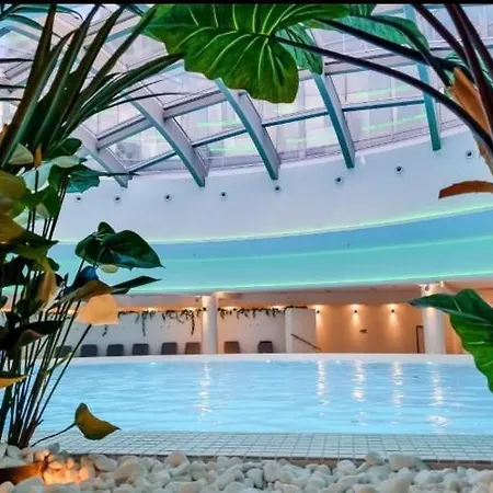 Appartamento Hanza Tower Downtown 22 Pool & Jacussi